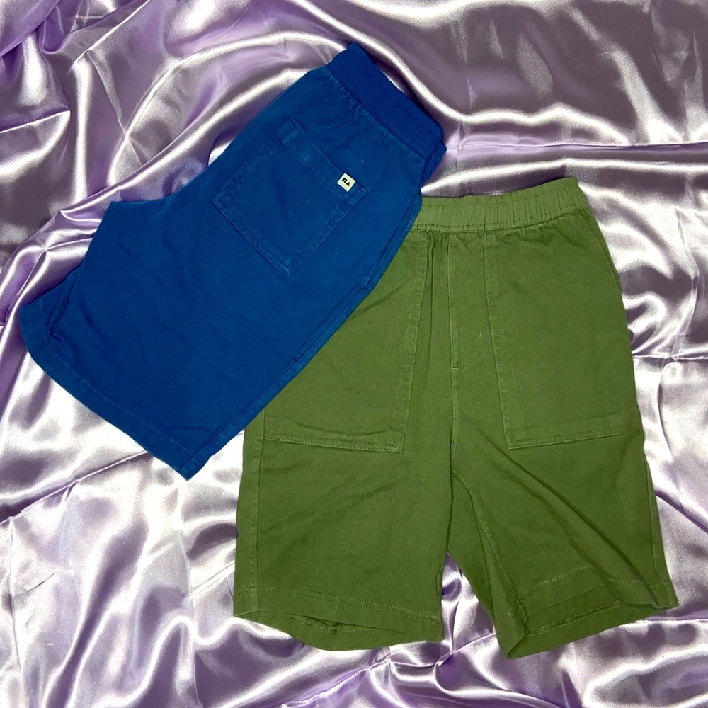2 SUPER COMFORTABLE SHORTS BUNDLE!!